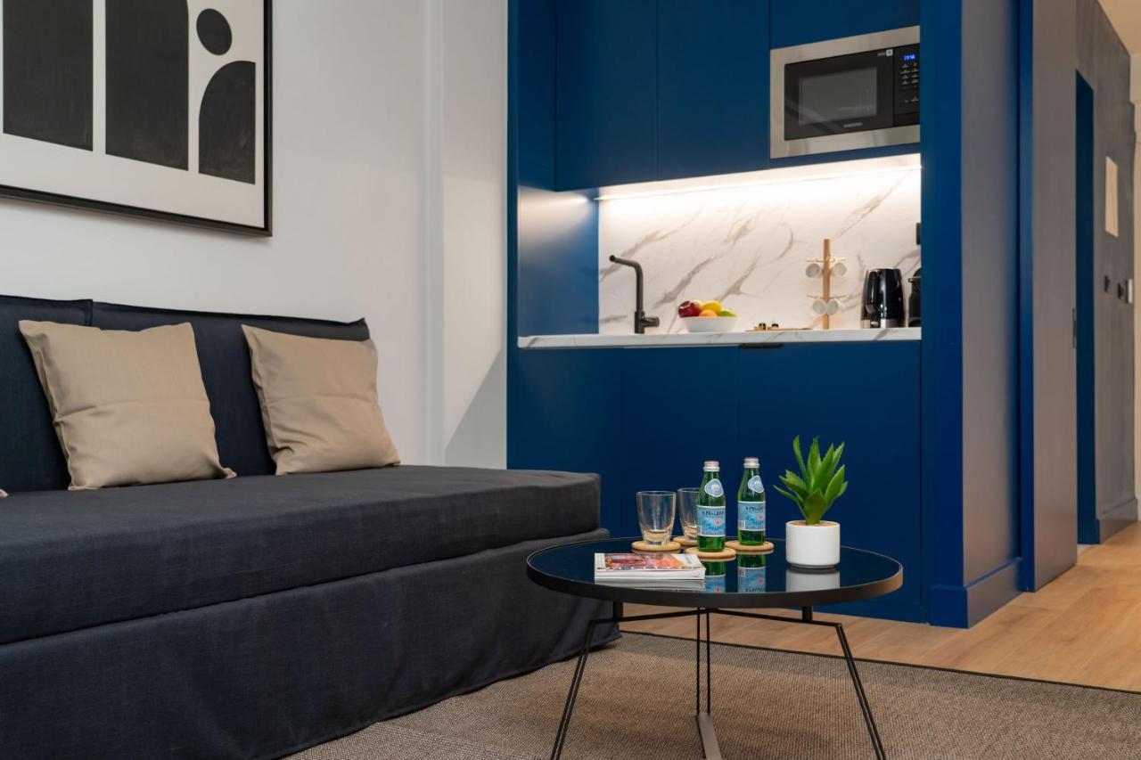 Dion Luxury Suites Atenas Exterior foto