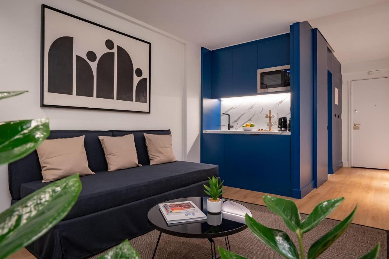 Dion Luxury Suites Atenas Exterior foto