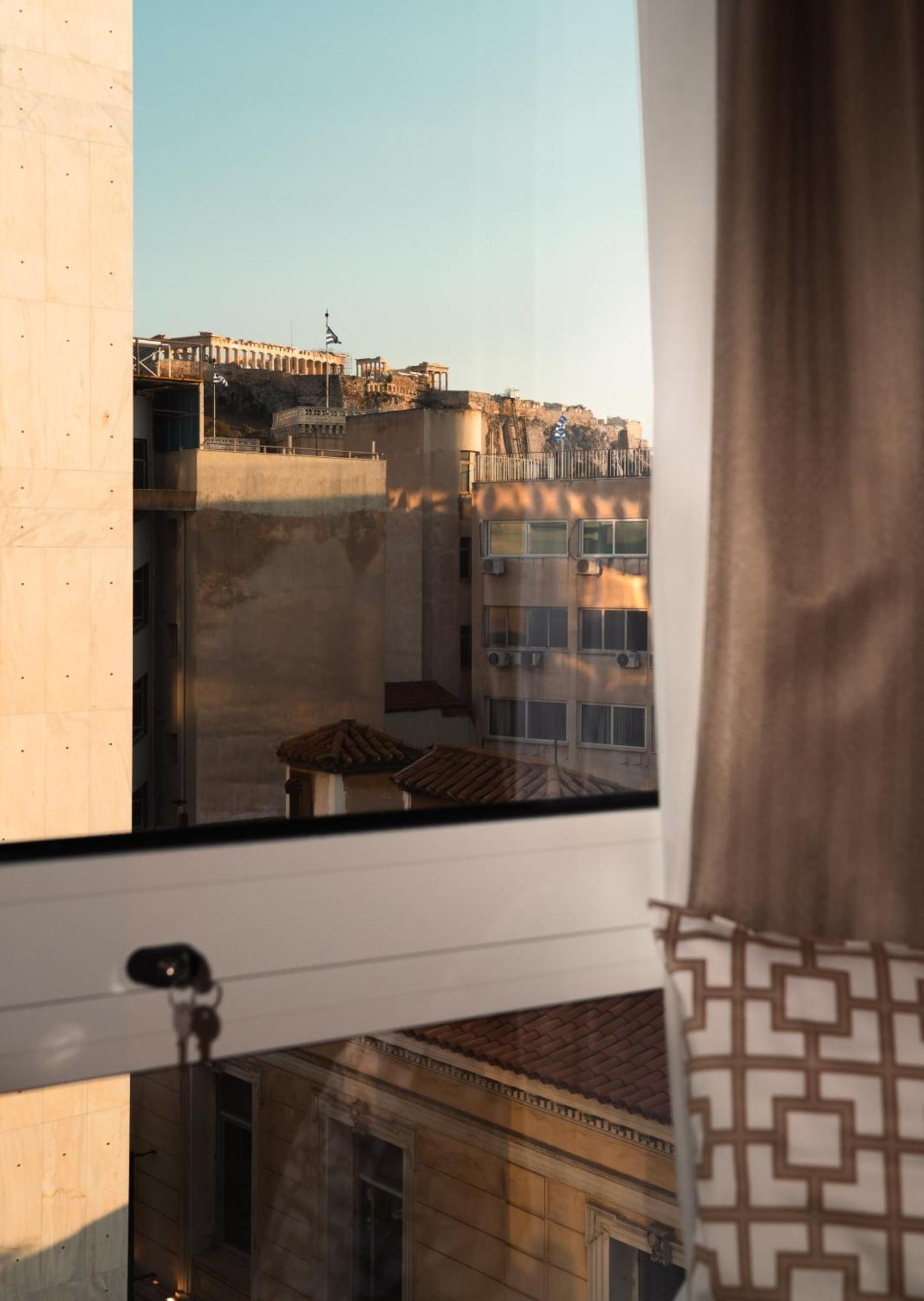 Dion Luxury Suites Atenas Exterior foto